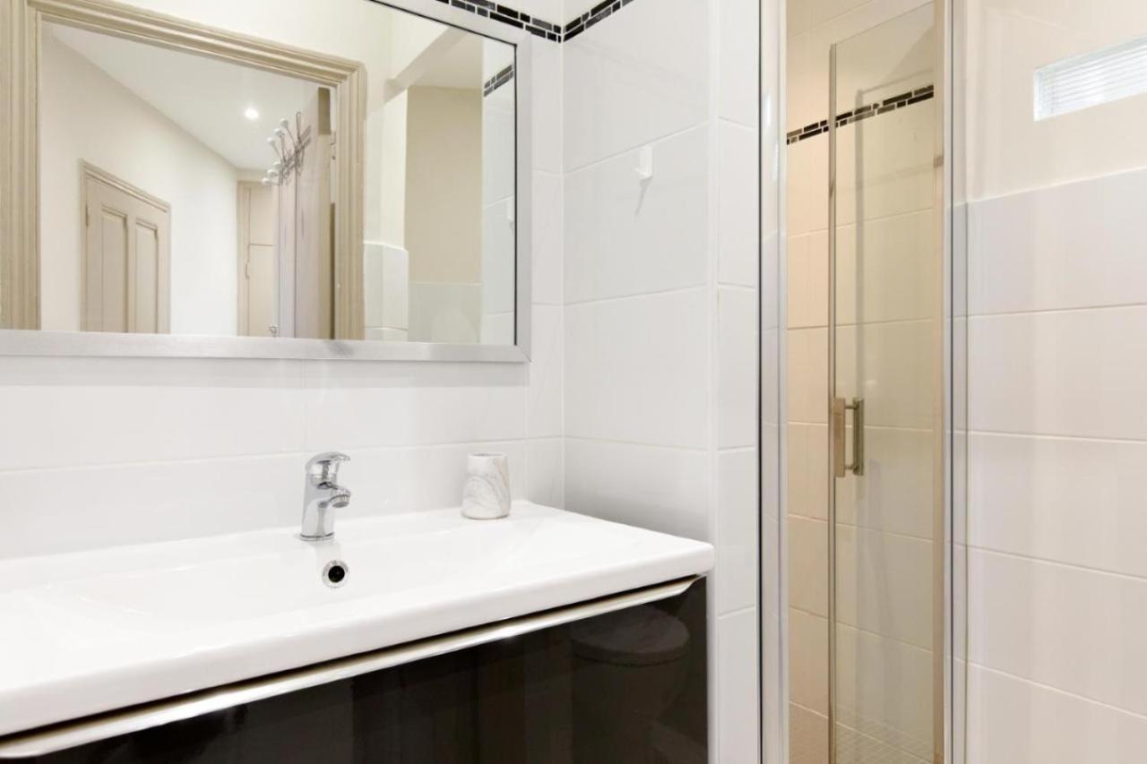 Bright And Elegant Renovated Two Rooms - Near Suquet Cannes Exterior photo